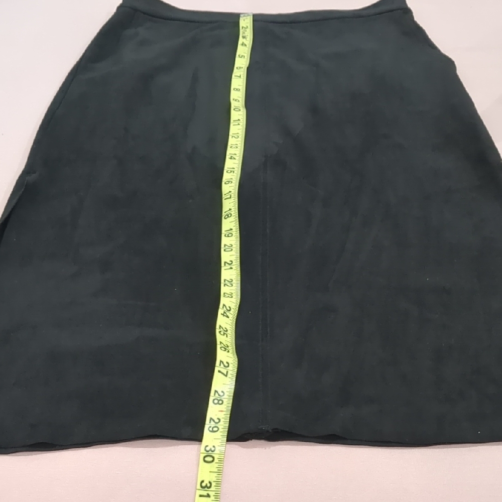 Wilfred Lis Black Vegan Suede Elegant Black Women's Skirt Size 8 - Picture 6 of 9